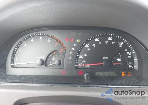 2004 Toyota Camry Le z USA, uszkodzony, nr VIN 4T1BE32K54U858228